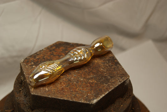 Metallic Glaze CHILLY CHILLUM Leaf Look Glass Pipe - GOLD